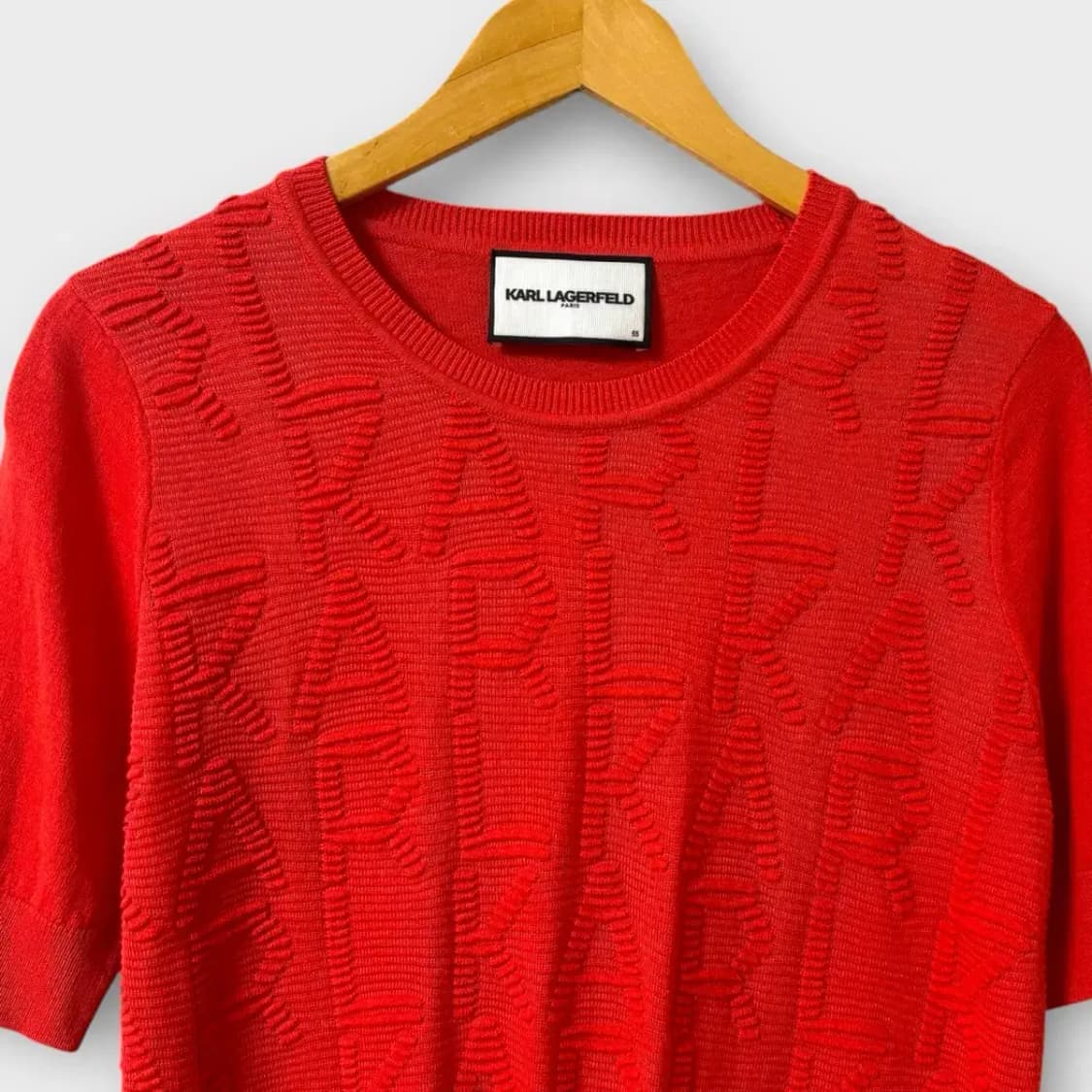 칼라거펠트 엠보로고 반팔 니트 S-M 상품이미지2