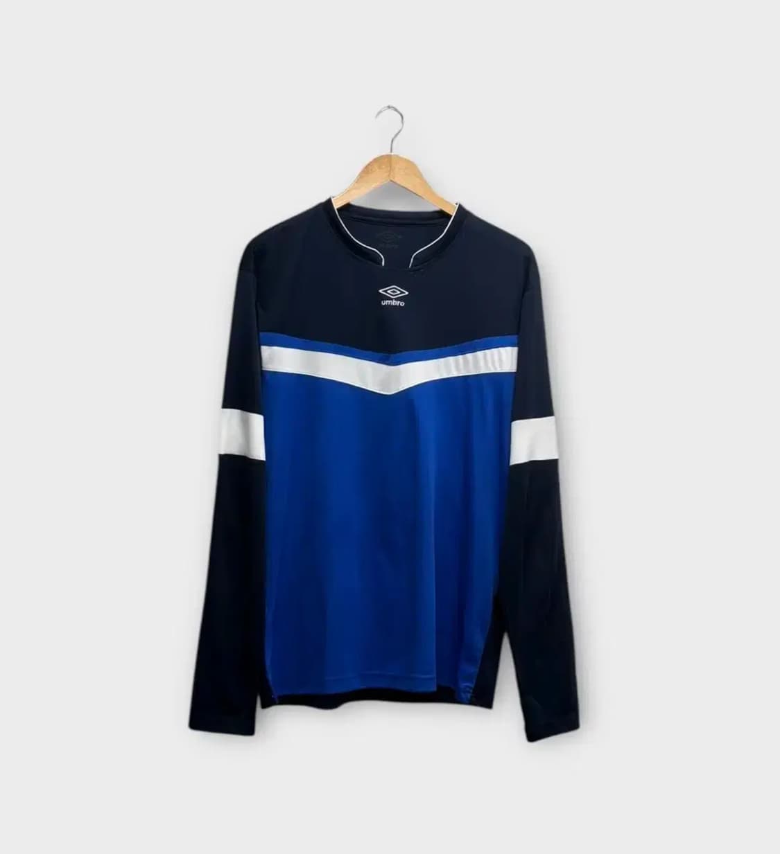 엄브로 Umbro 롱슬리브 풋볼져지 M 상품이미지1