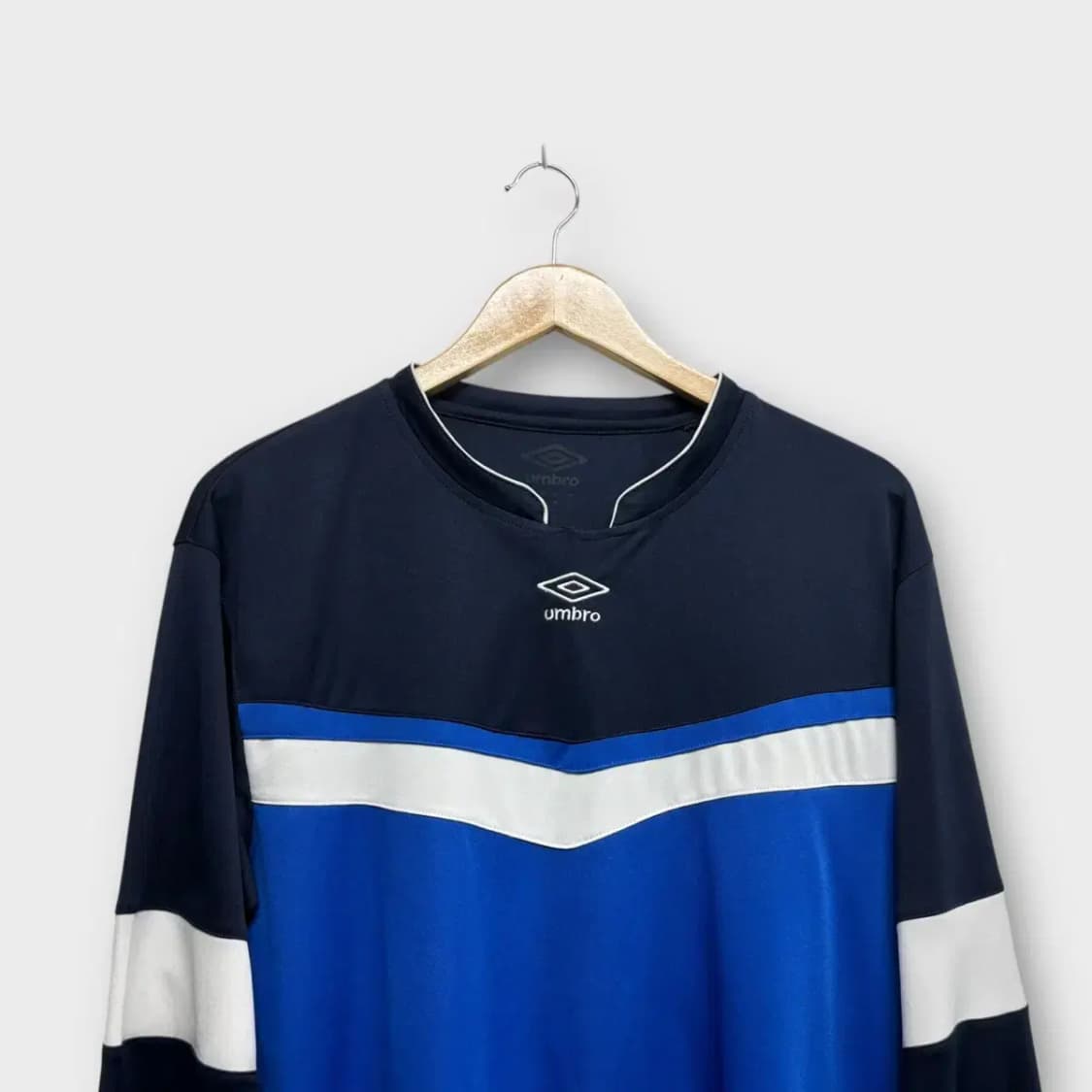 엄브로 Umbro 롱슬리브 풋볼져지 M 상품이미지2