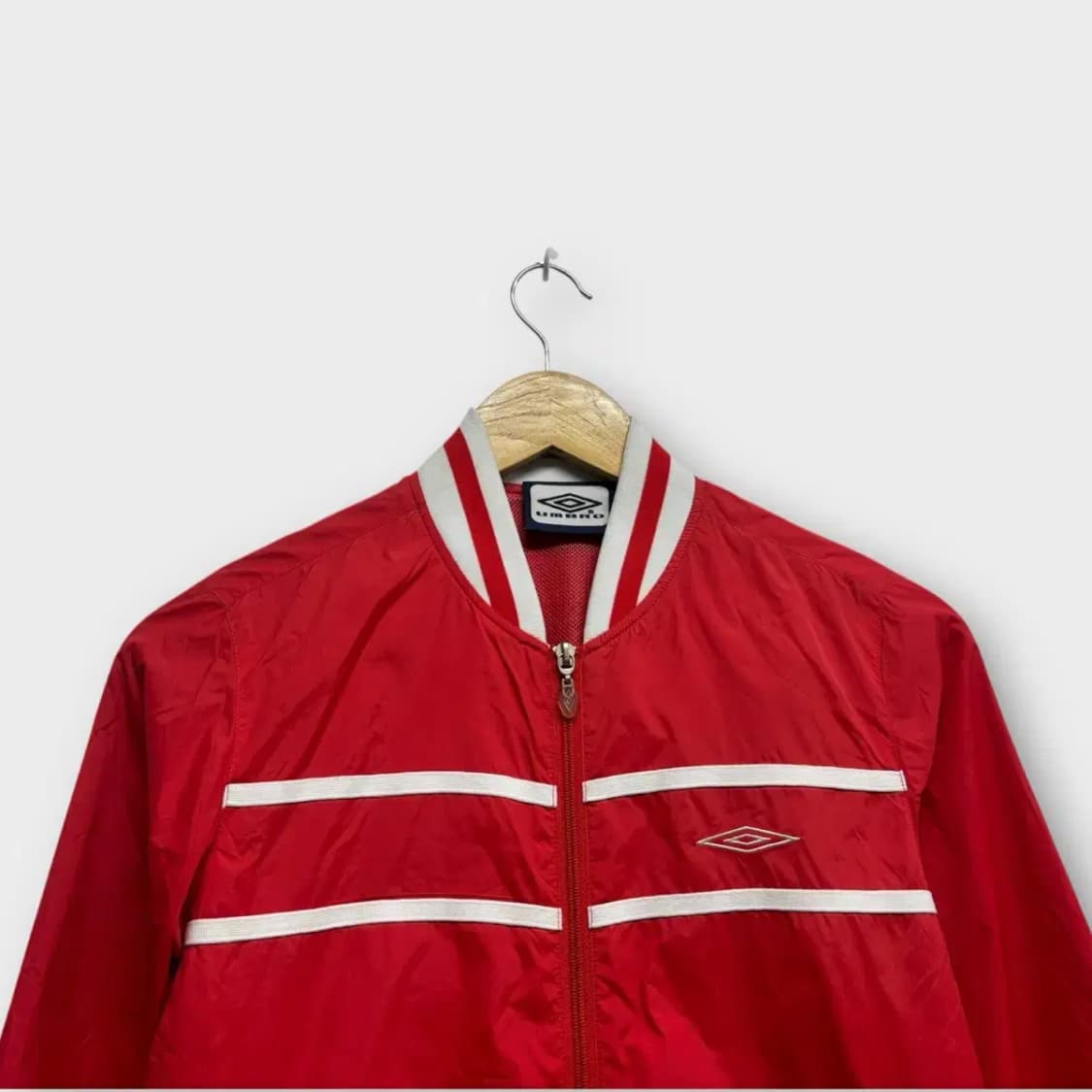 엄브로 잉글랜드 레드점퍼 90 상품이미지2