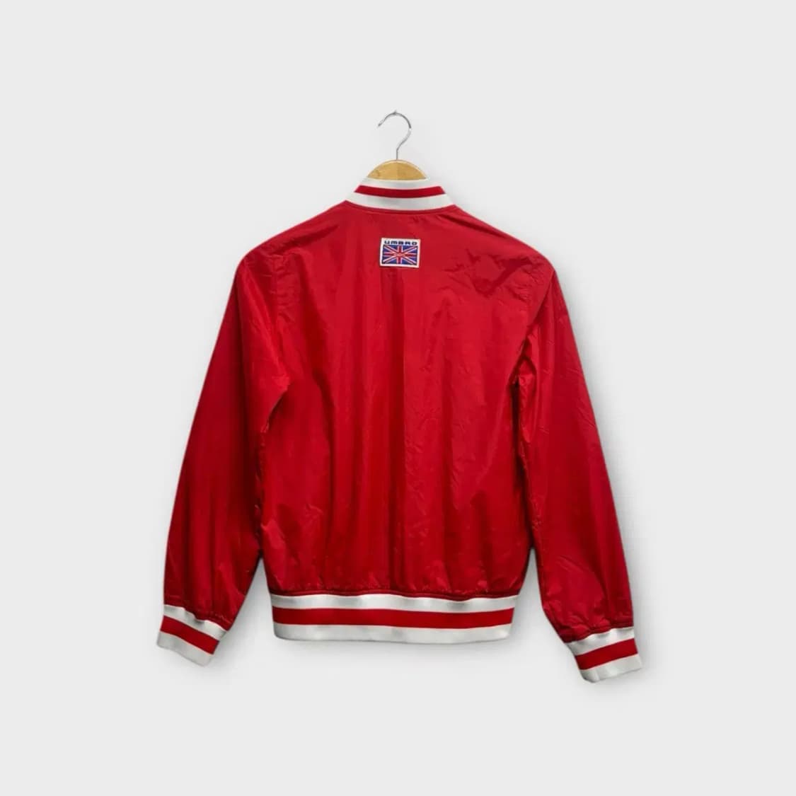 엄브로 잉글랜드 레드점퍼 90 상품이미지3