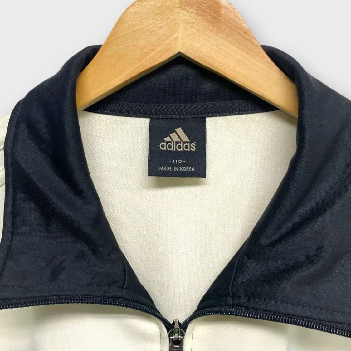 아디다스 트랙탑 범고래 져지 검흰 110 상품이미지4