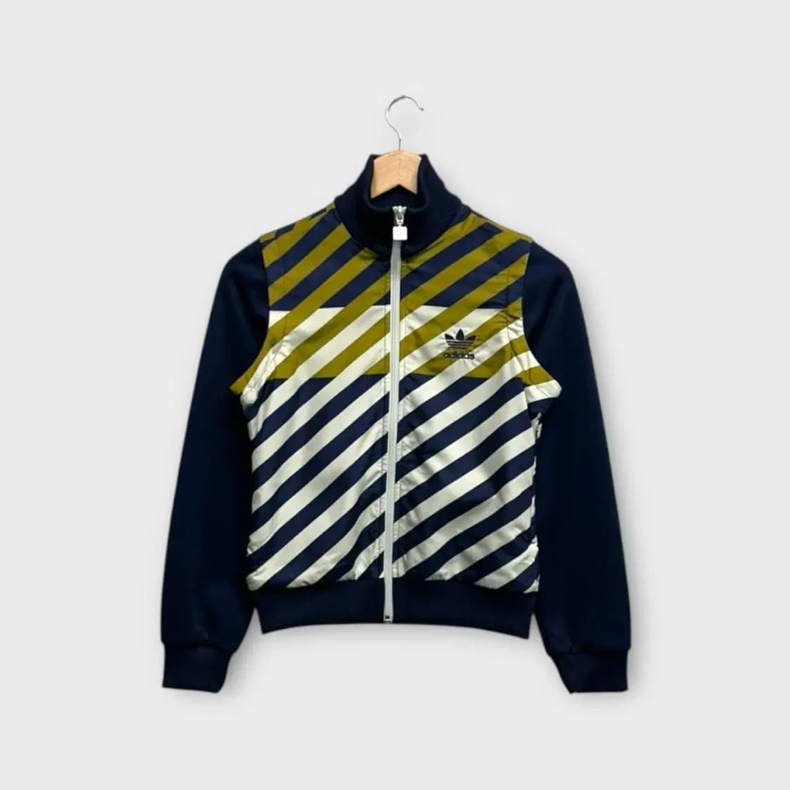아디다스 사선 스트라이프패턴 집업 [조끼분리] 상품이미지1