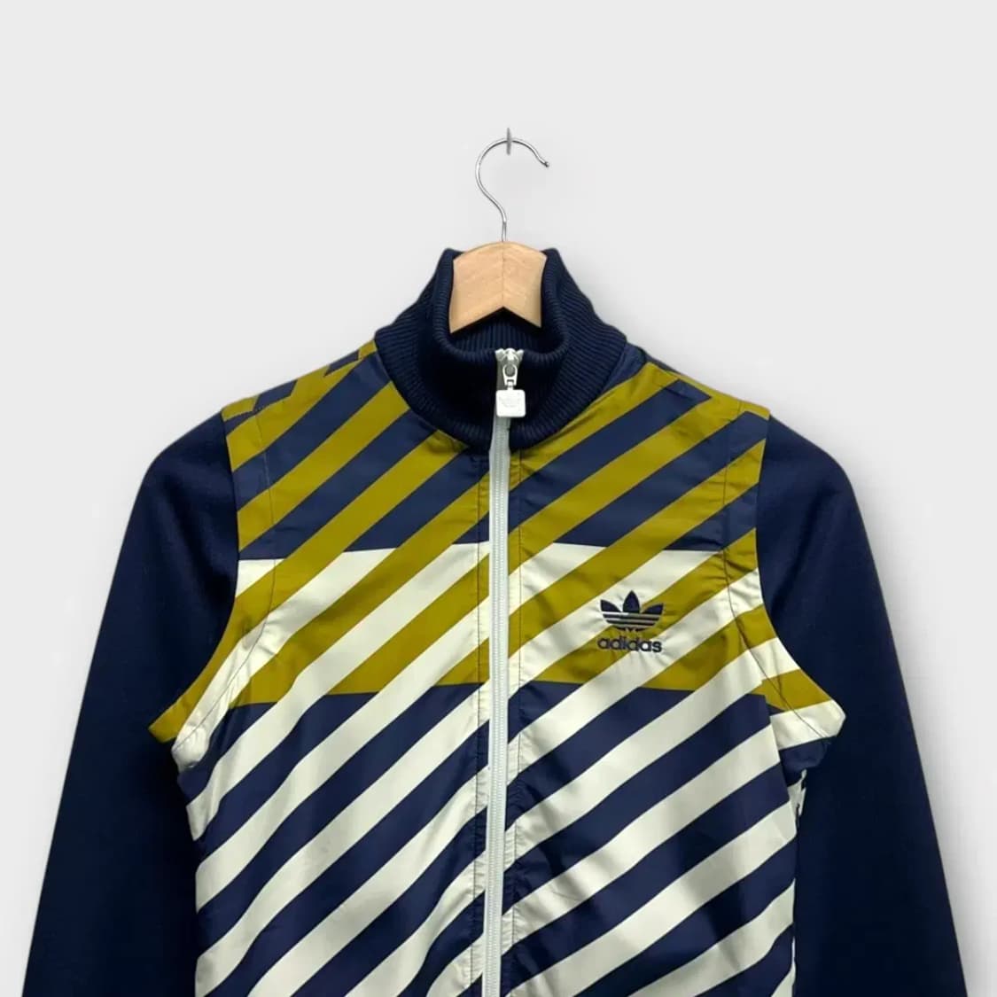 아디다스 사선 스트라이프패턴 집업 [조끼분리] 상품이미지2