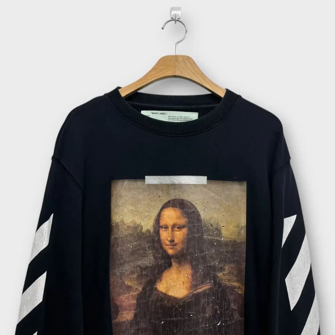 오프화이트  모나리자 애로우 맨투맨 S-L 상품이미지3