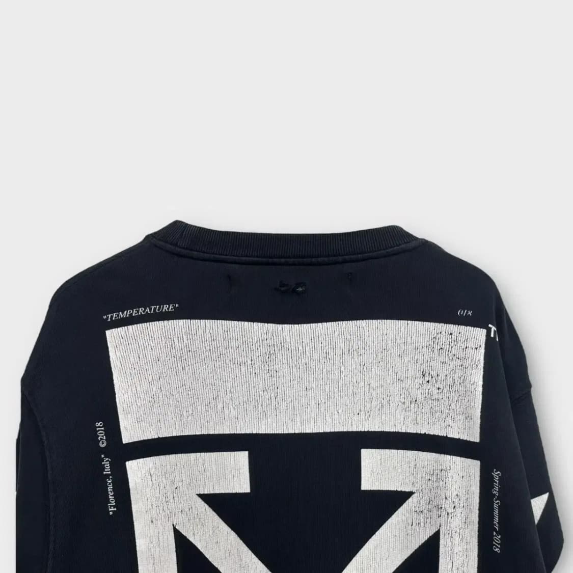 오프화이트  모나리자 애로우 맨투맨 S-L 상품이미지4