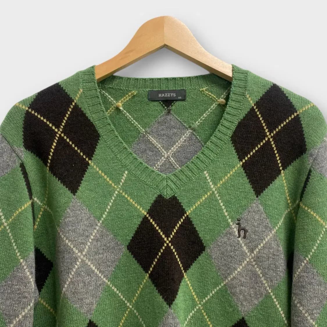 헤지스 그린브라운 아가일 패턴 가디건  95 상품이미지2