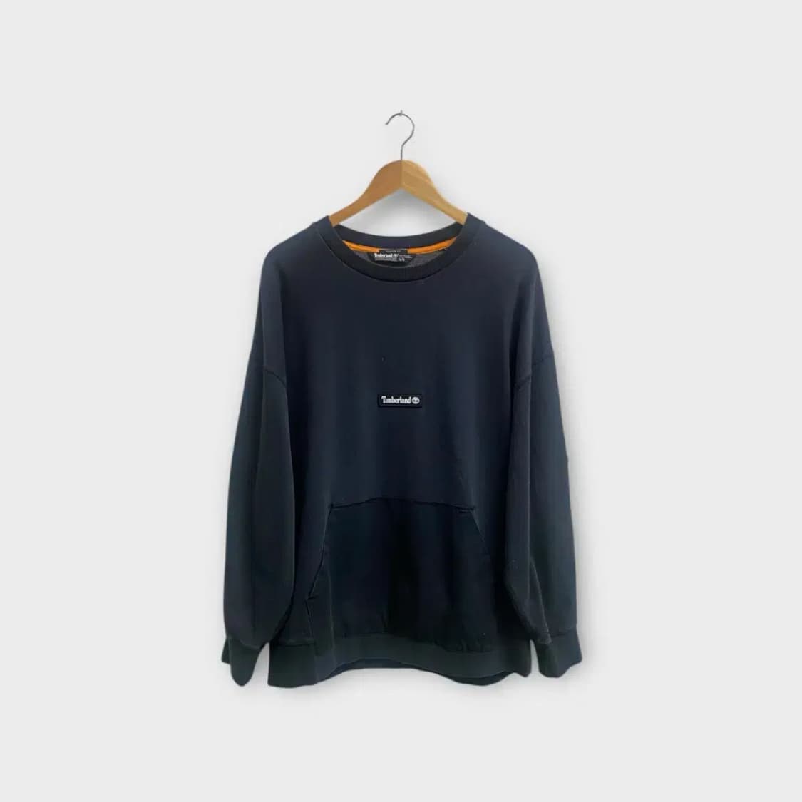 팀버랜드 로고 포켓 오버핏 맨투맨티 L-XL 상품이미지1