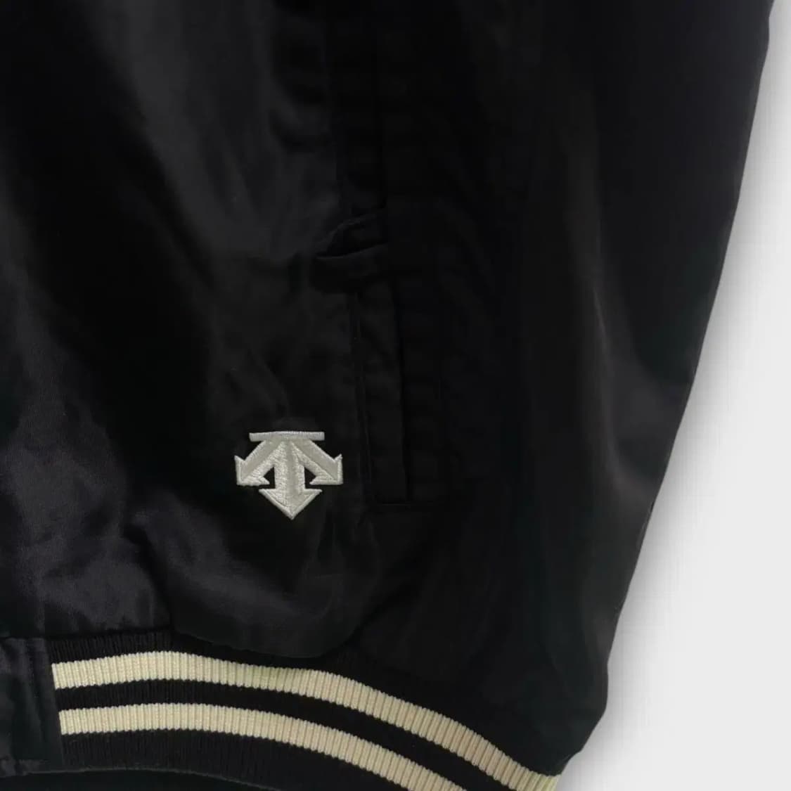 데상트 오사카 빅로고 야구점퍼 바시티 자켓 M 상품이미지3