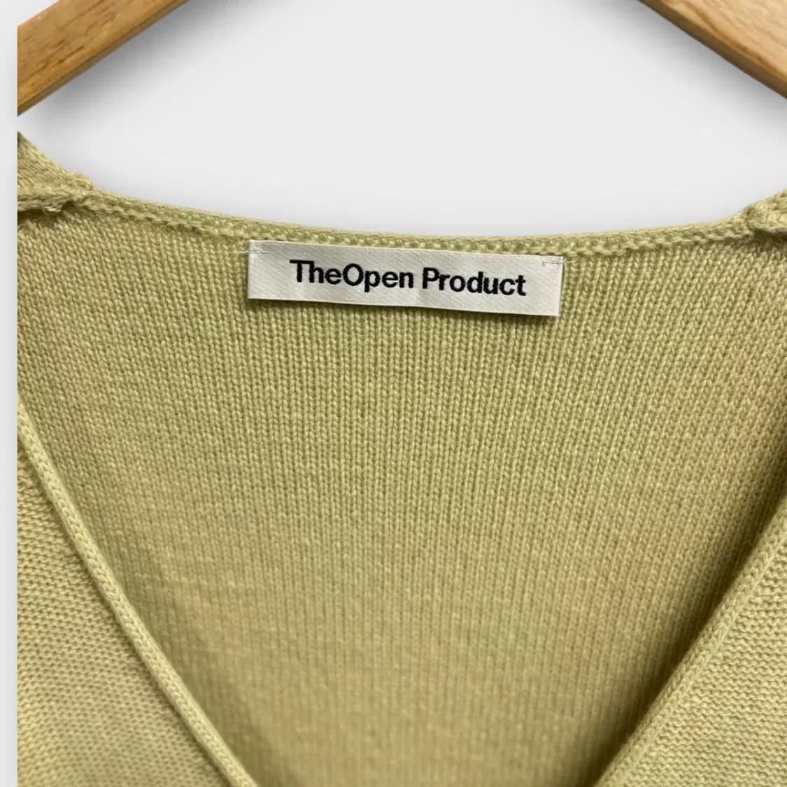 더오픈프로덕트 브이넥 니트 free 상품이미지4