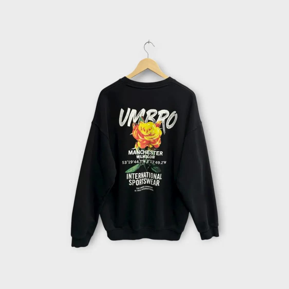 엄브로 블랙 맨투맨 M 상품이미지3