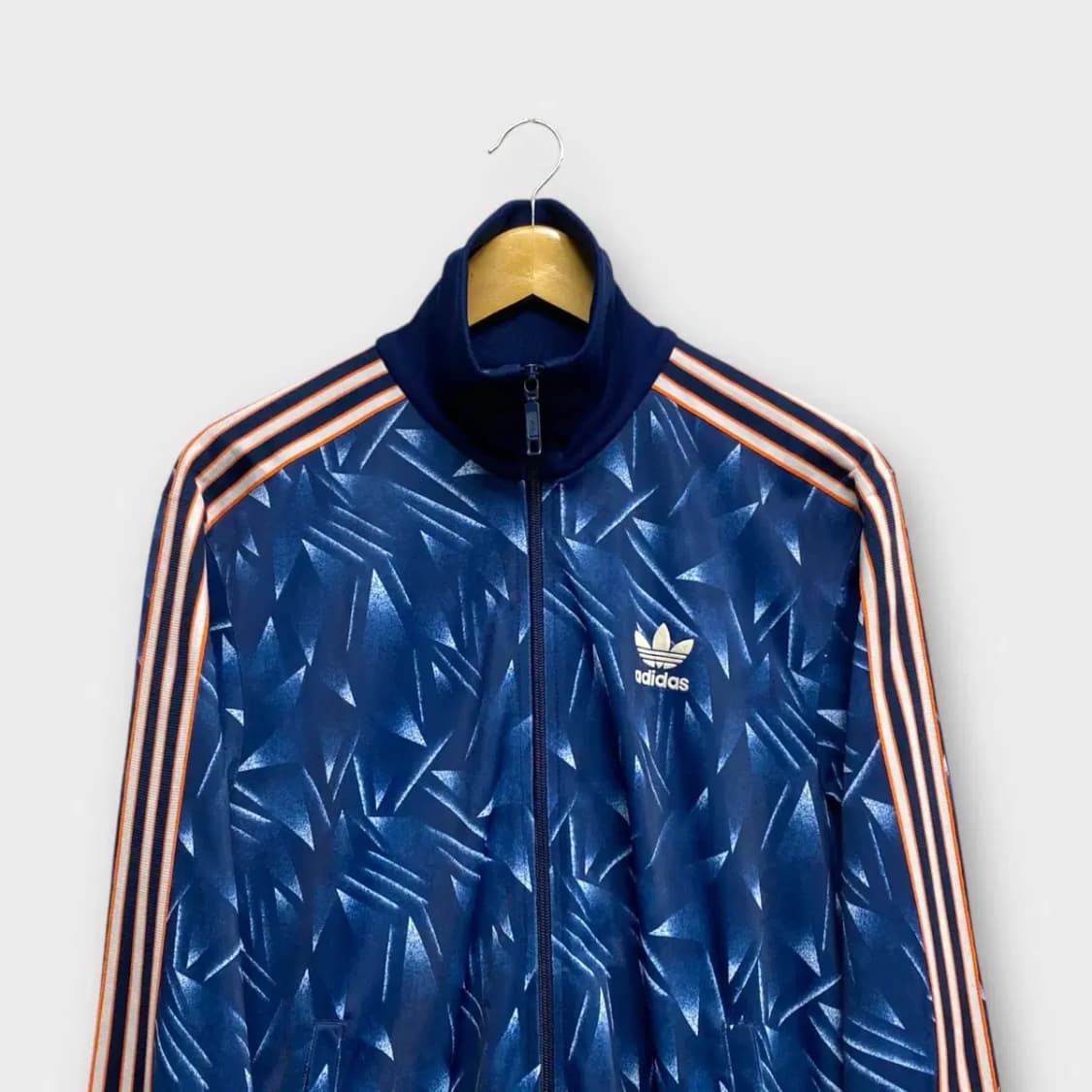 실측 아디다스 리버플 CANDY 한정판 집업 L 상품이미지2