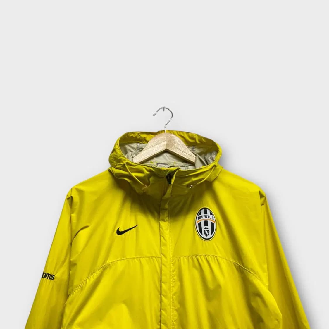 나이키 08-09 유벤투스 한정판 바람막이 S 상품이미지2