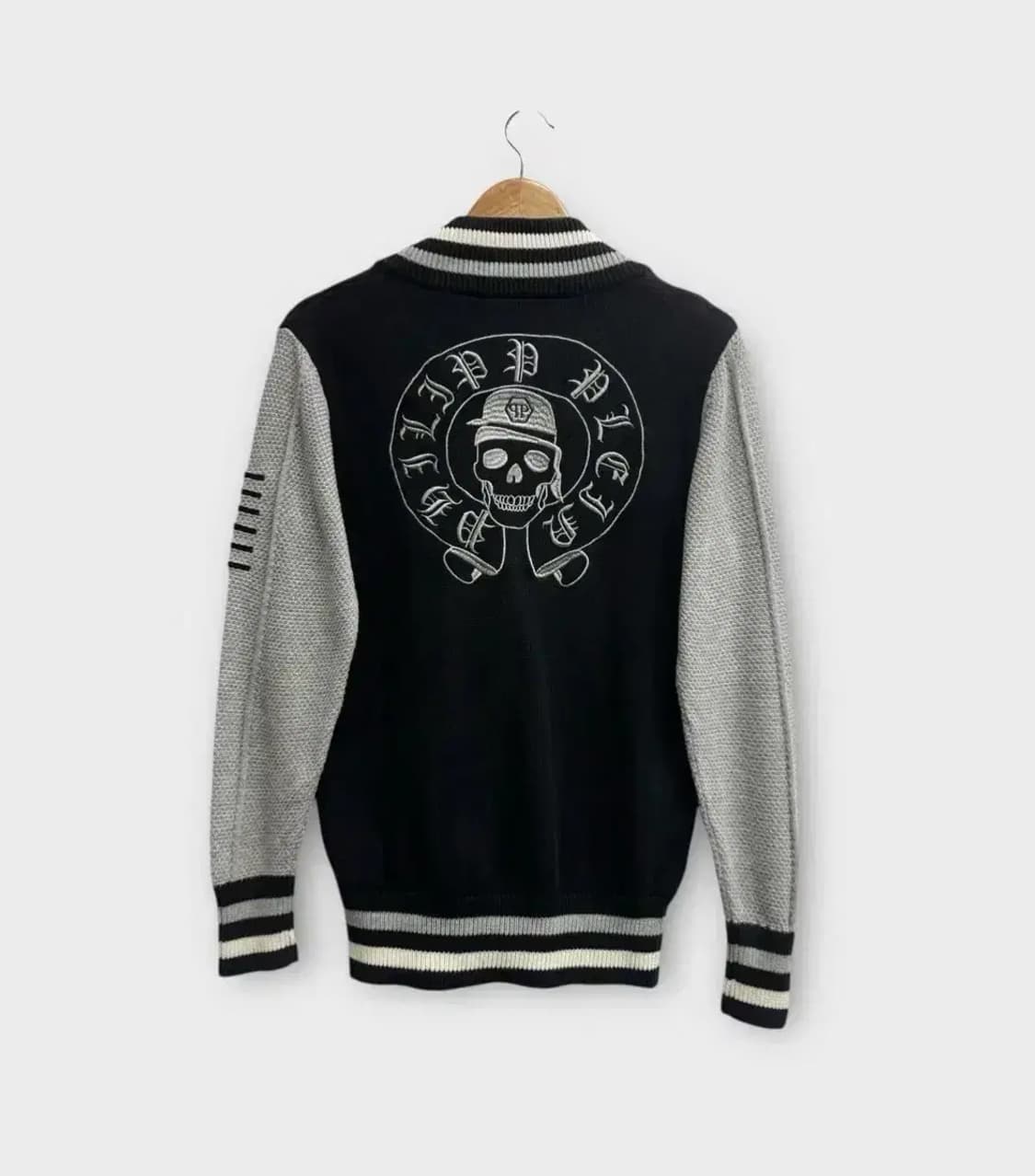 필립플레인 스컬 프린팅 니트 점퍼 M 상품이미지1