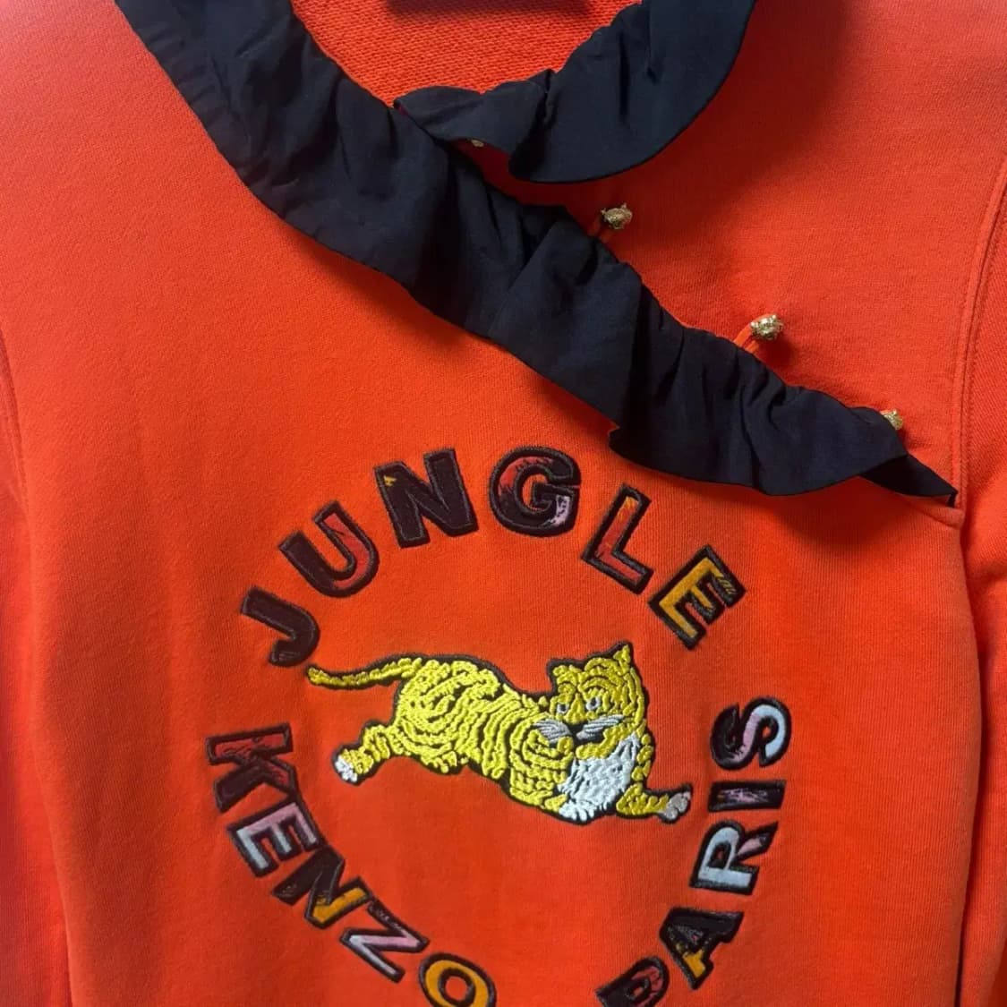 겐조 X HM 콜라보 호랑이자수 프릴 맨투맨 XS 상품이미지3