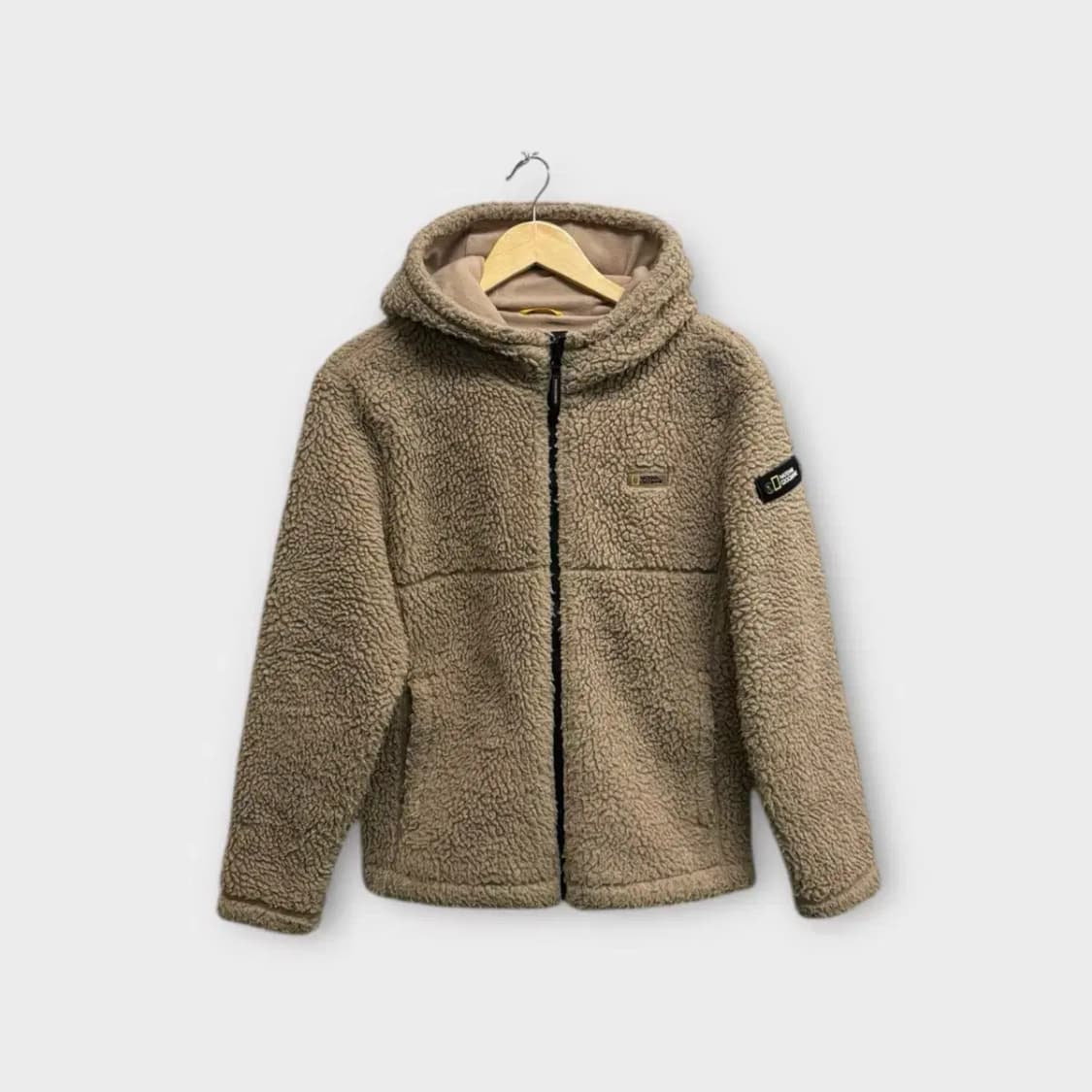 내셔널지오그래픽 뽀글이 후드집업 - 160호 / 성인XS 상품이미지1