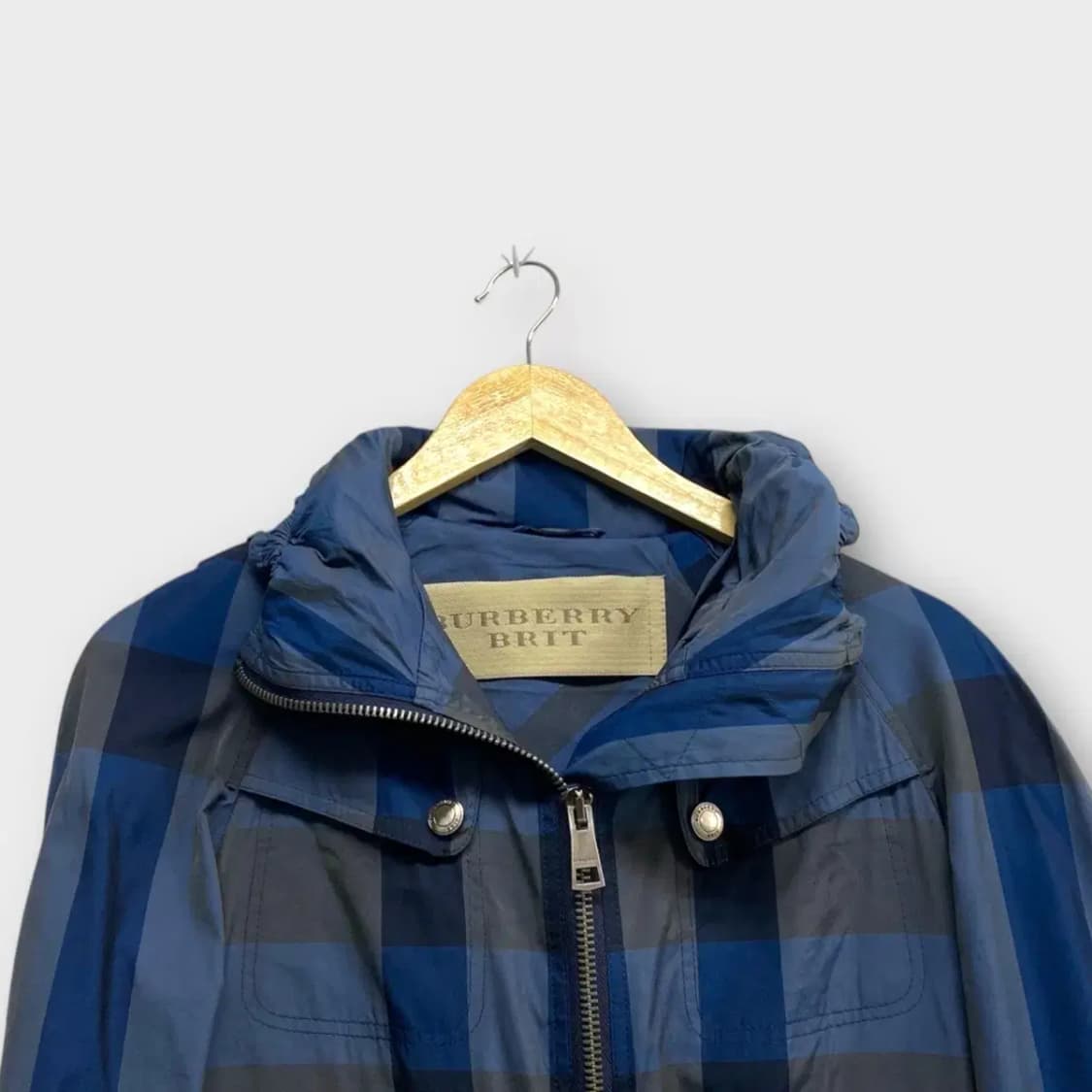 버버리 클래식 체크 바람막이 자켓 M 상품이미지2