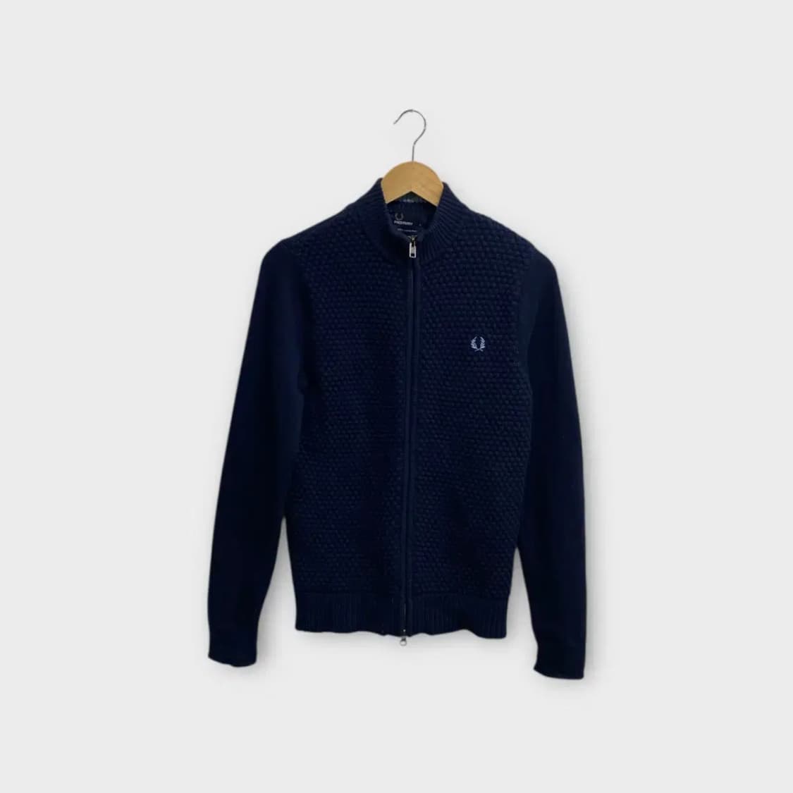 프레드페리 엠보 집업 가디건S 상품이미지1