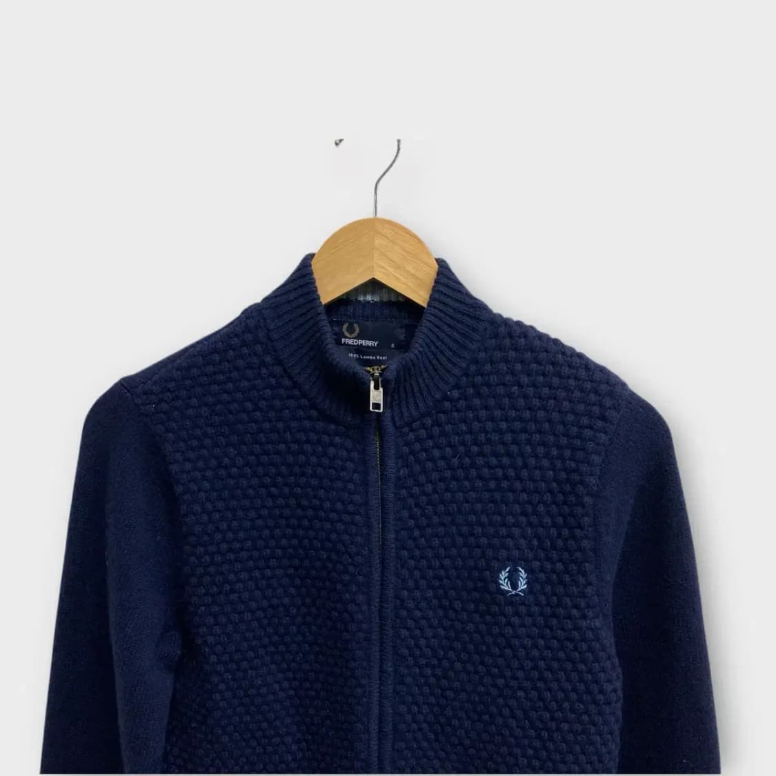 프레드페리 엠보 집업 가디건S 상품이미지2