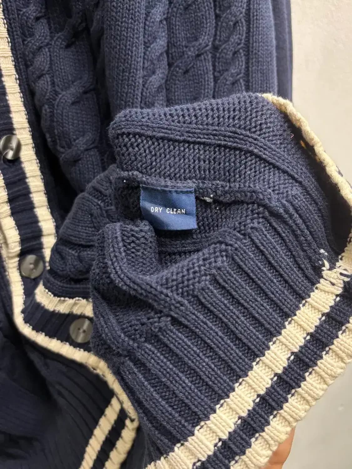 폴로랄프로렌 네이비 V넥 가디건 L 상품이미지5