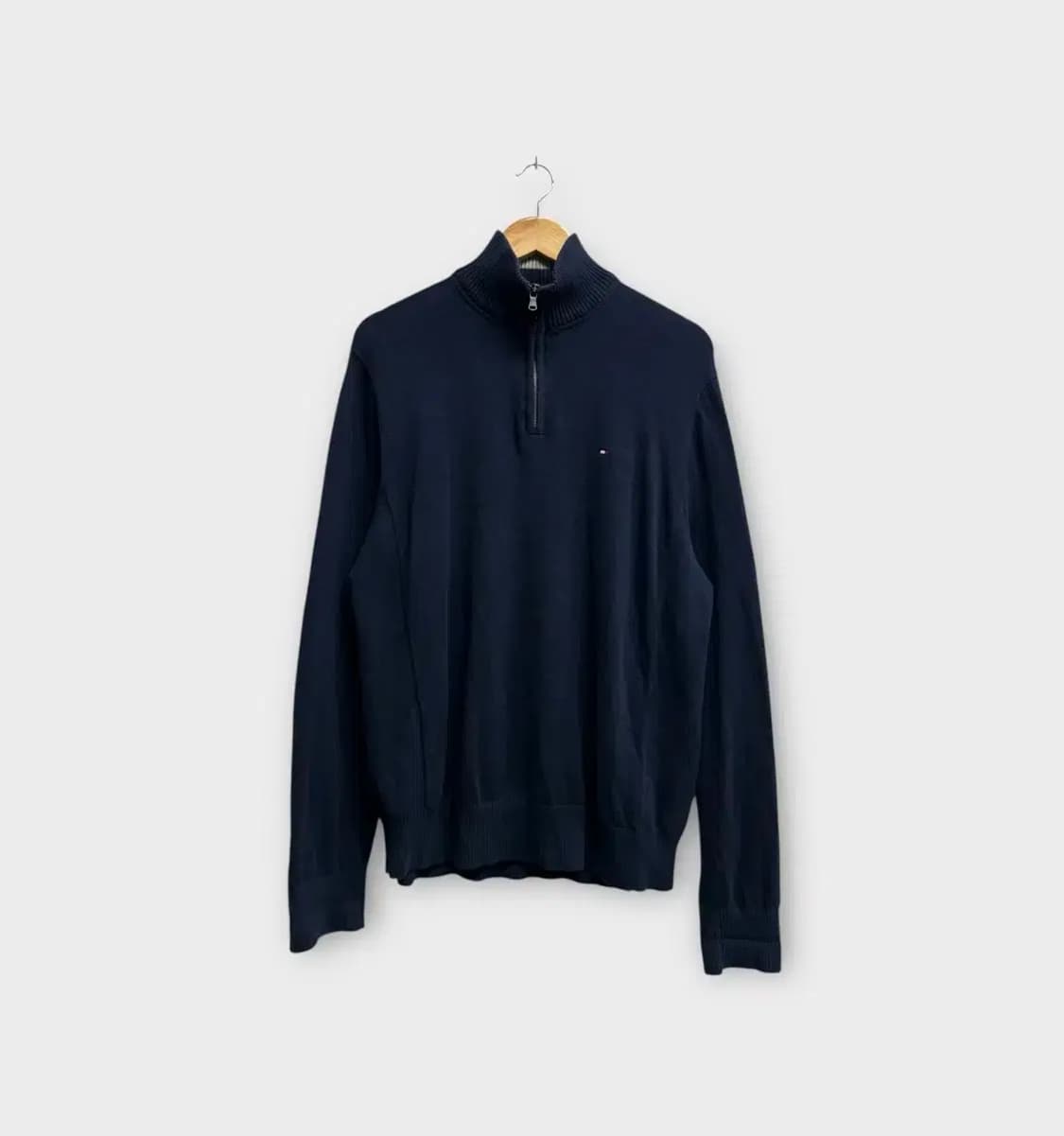 타미힐피거 진네이비 반집업 니트 L 상품이미지1