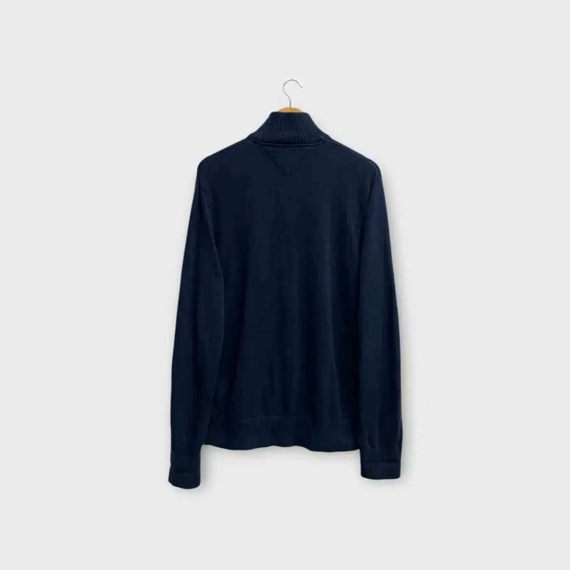 타미힐피거 진네이비 반집업 니트 L 상품이미지3