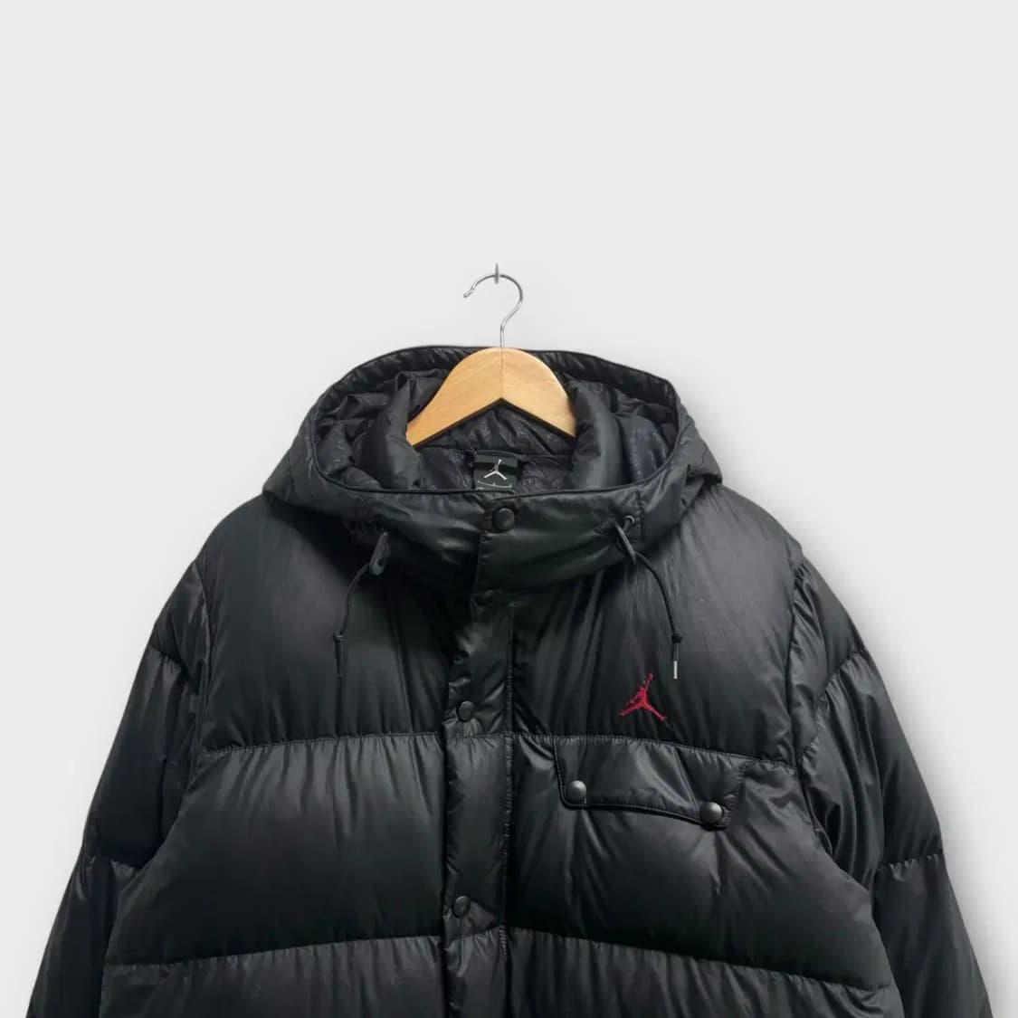 나이키 Nike 조던 유광 패딩점퍼 XL 상품이미지2