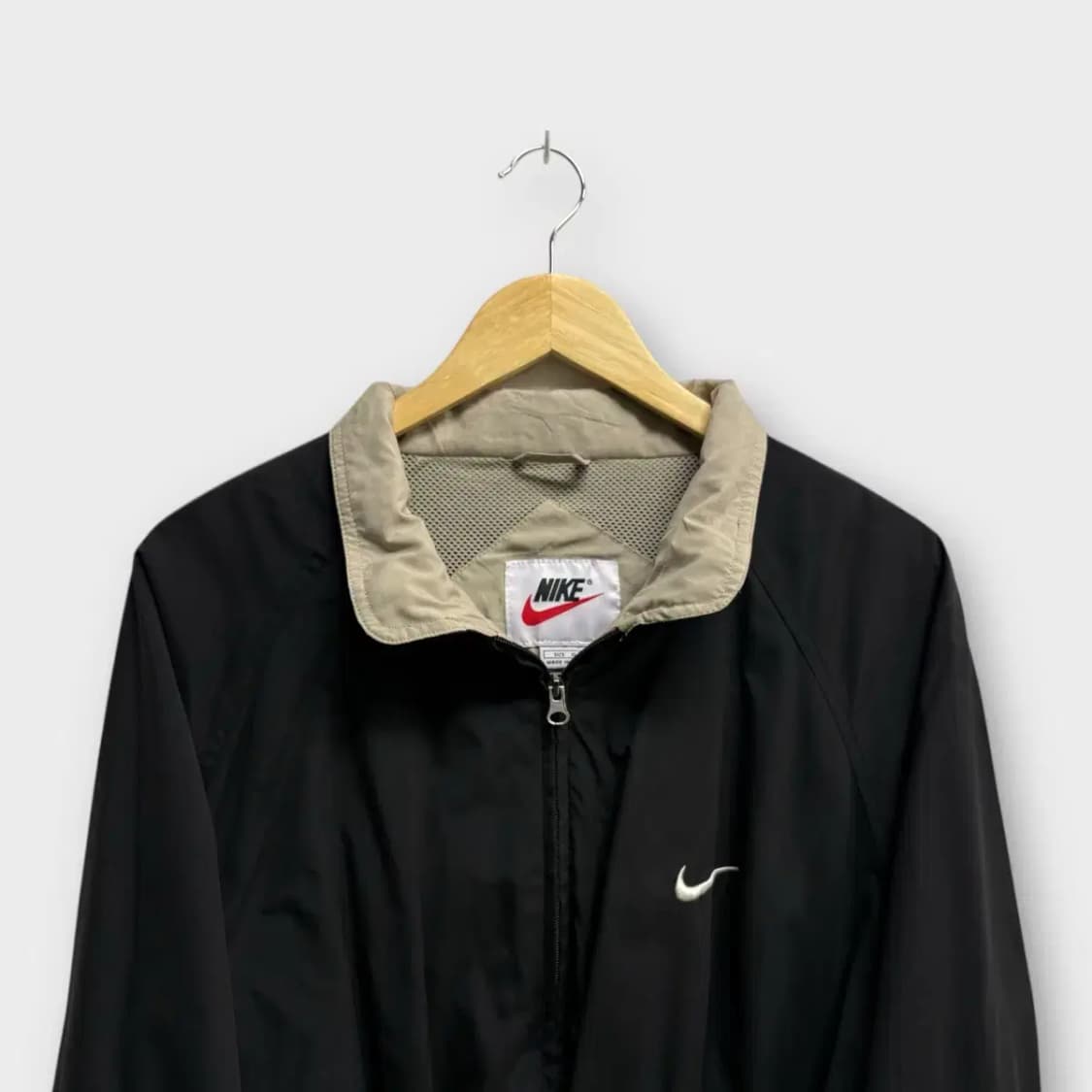 나이키 크롭 바람막이 L 상품이미지3