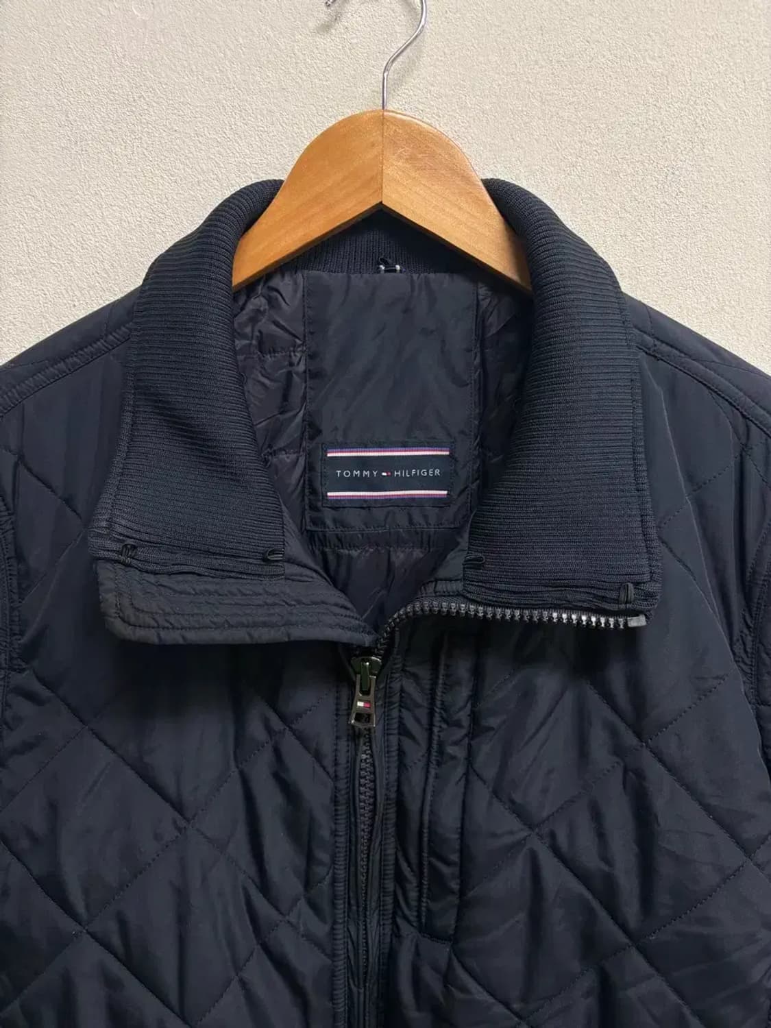 타미힐피거 네이비 퀼팅점퍼  M 상품이미지4