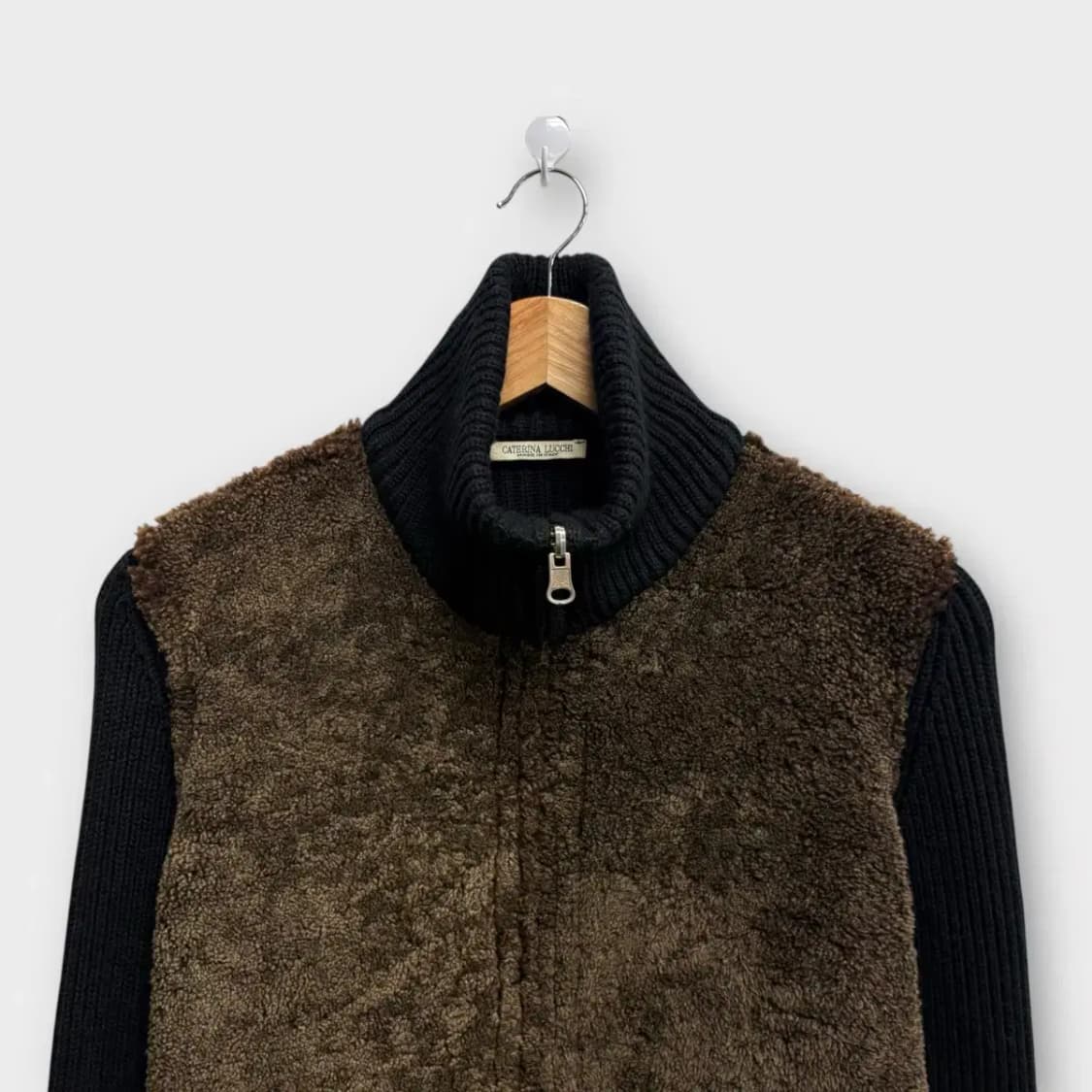 이태리 CATERINA LUCCHI 털집업 가디건 S 상품이미지3