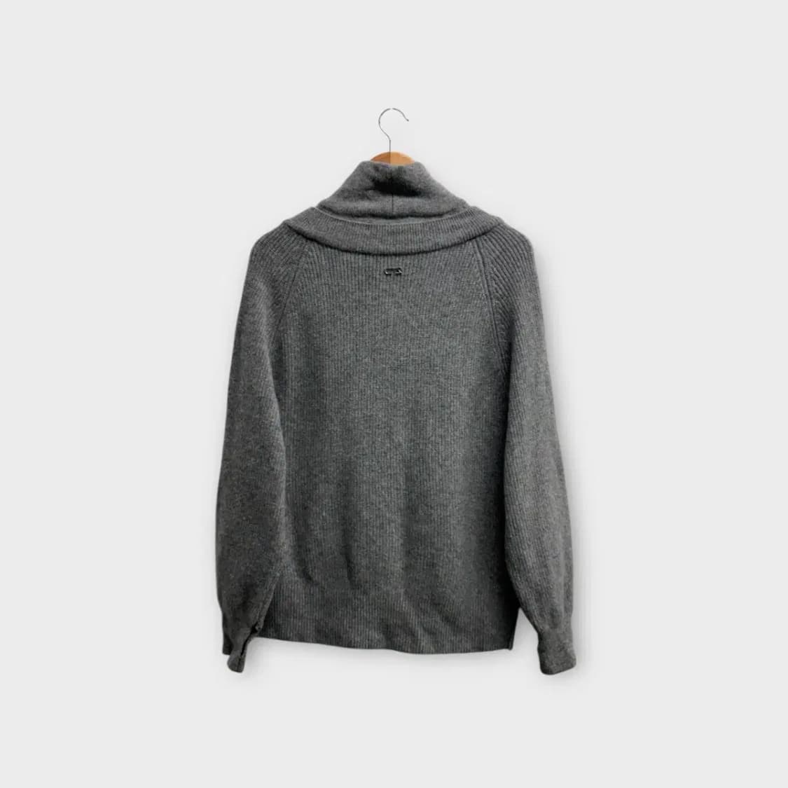 우마뭉 그레이 하이넥 니트 95 상품이미지3
