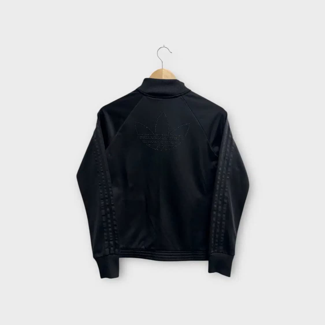 아디다스 큐빅 로고 블랙 트랙탑 95 상품이미지2