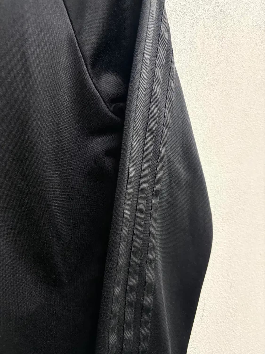 아디다스 큐빅 로고 블랙 트랙탑 95 상품이미지7