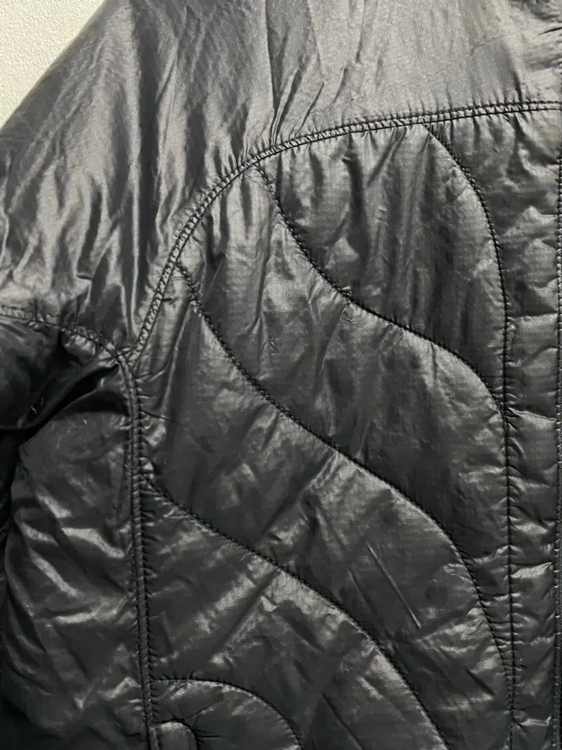 노스페이스 블랙 경량패딩 90 상품이미지6