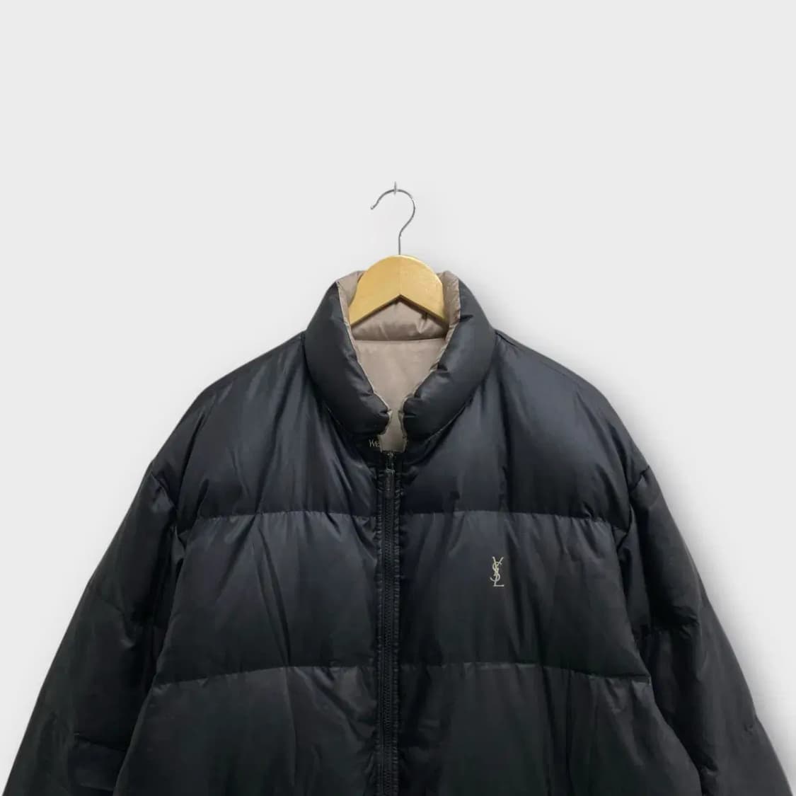 입생로랑 YSL 리버시블 블랙/베이지 구스 패딩 2XL 상품이미지2