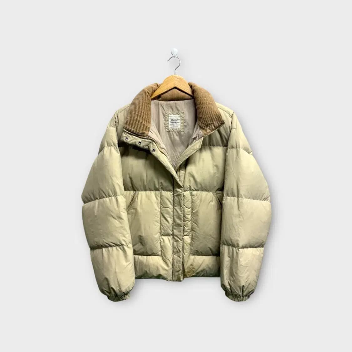 스튜디오 톰보이 넥코듀로이 덕다운 패딩 free 상품이미지2