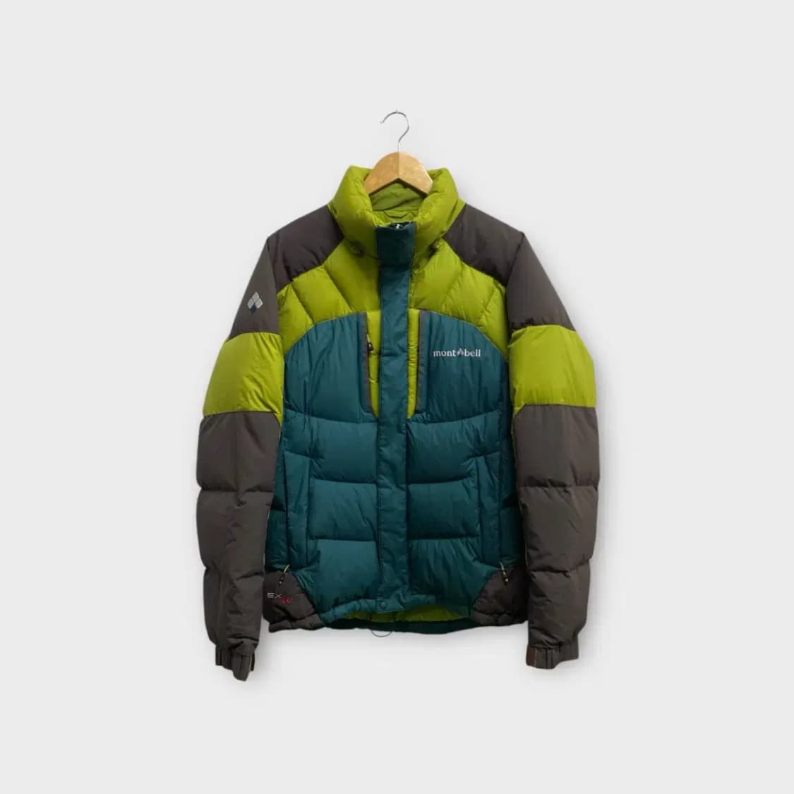 몽벨 mont-bell 아웃도어 패딩점퍼 L 상품이미지1