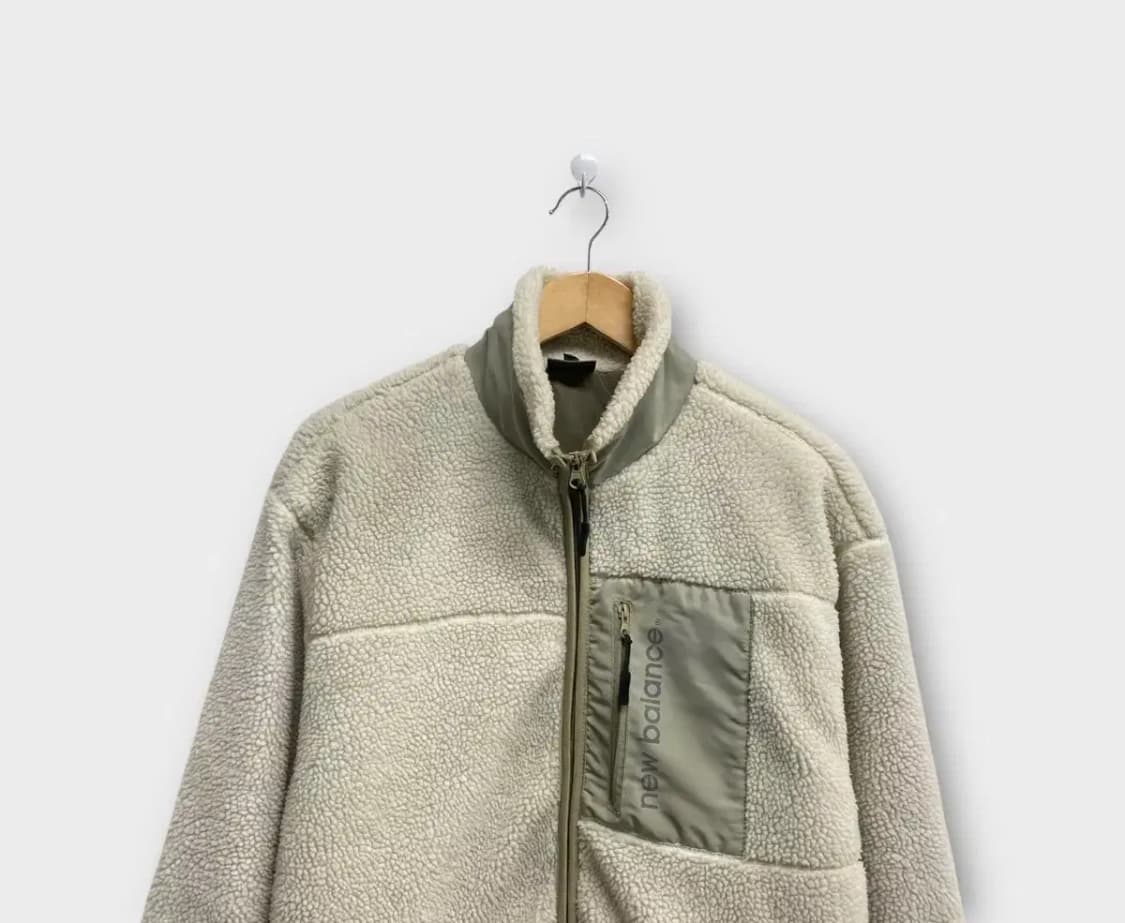 뉴발란스  NB 아이보리 뽀글이 집업 M 상품이미지2