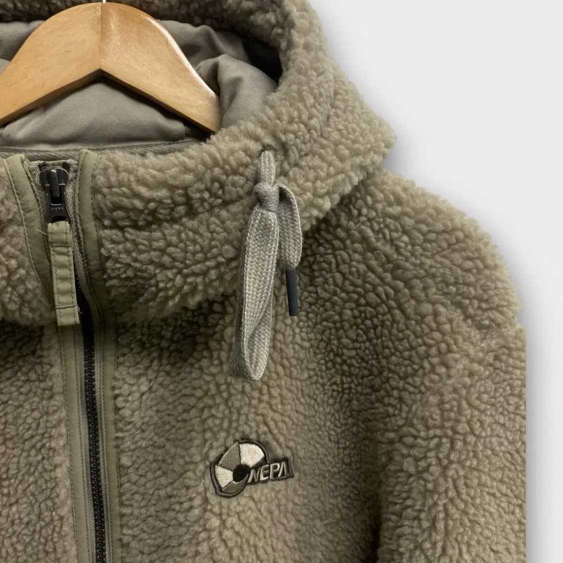 NEPA 네파 뽀글이 베이지 후드집업 L 상품이미지3