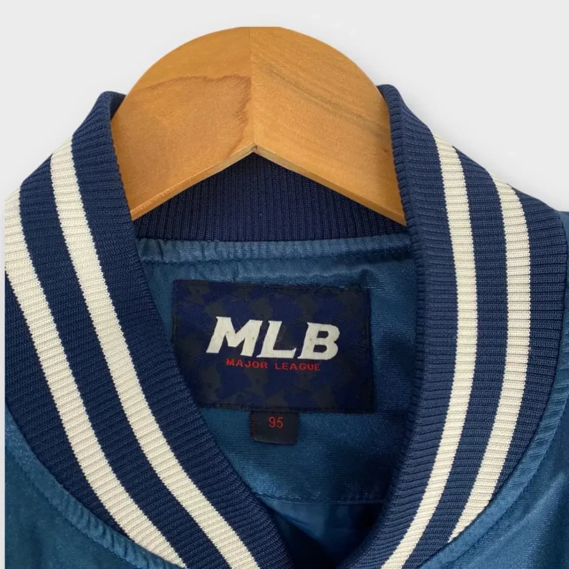 MLB 바시티 새틴 스타디움 점퍼 95 상품이미지4