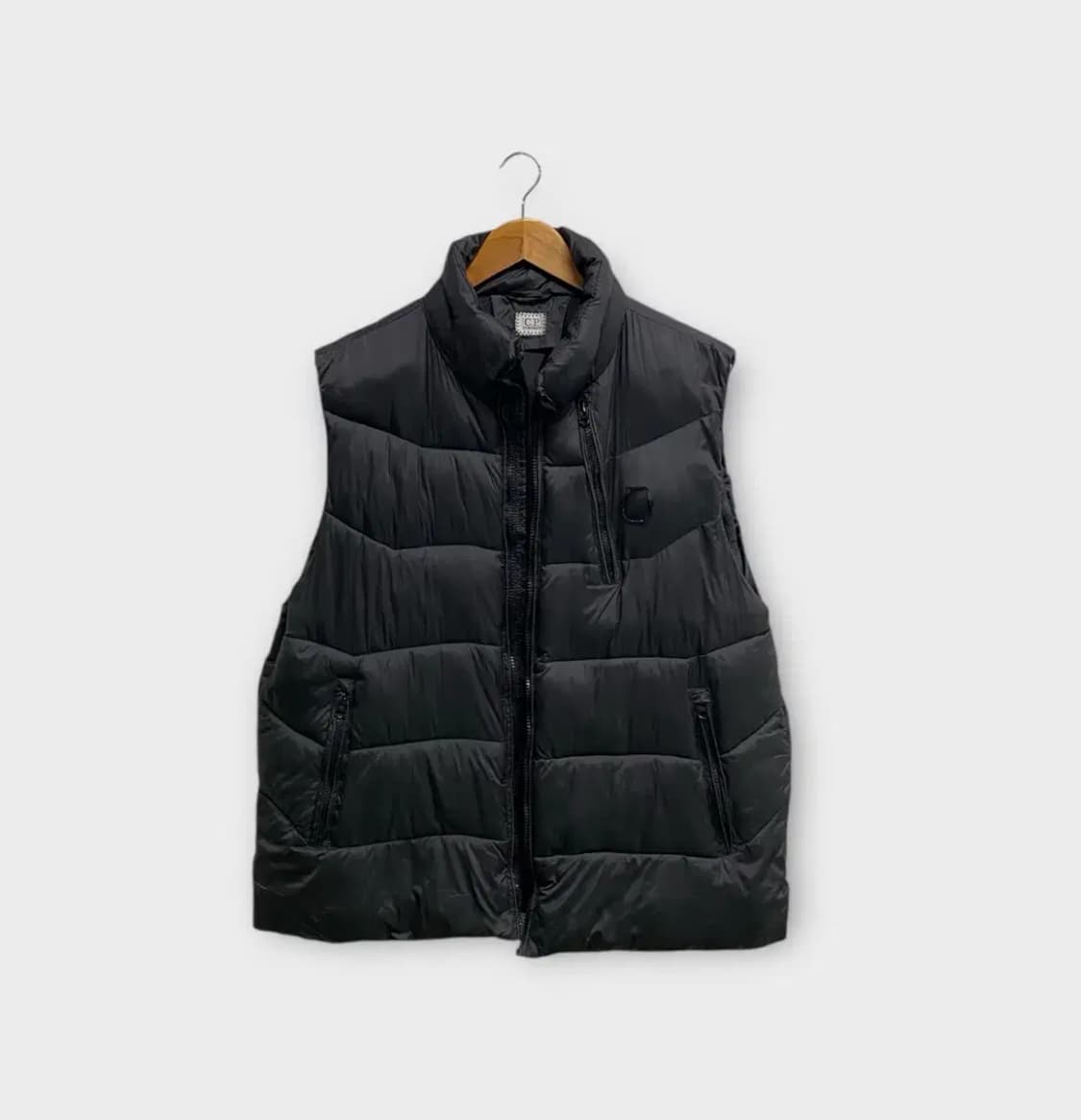 씨피컴퍼니 덕다운 패딩 베스트 L-XL 상품이미지1