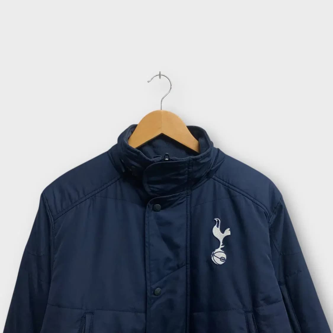 언더아머 토트넘 홋스퍼 네이비 패딩 L 상품이미지3