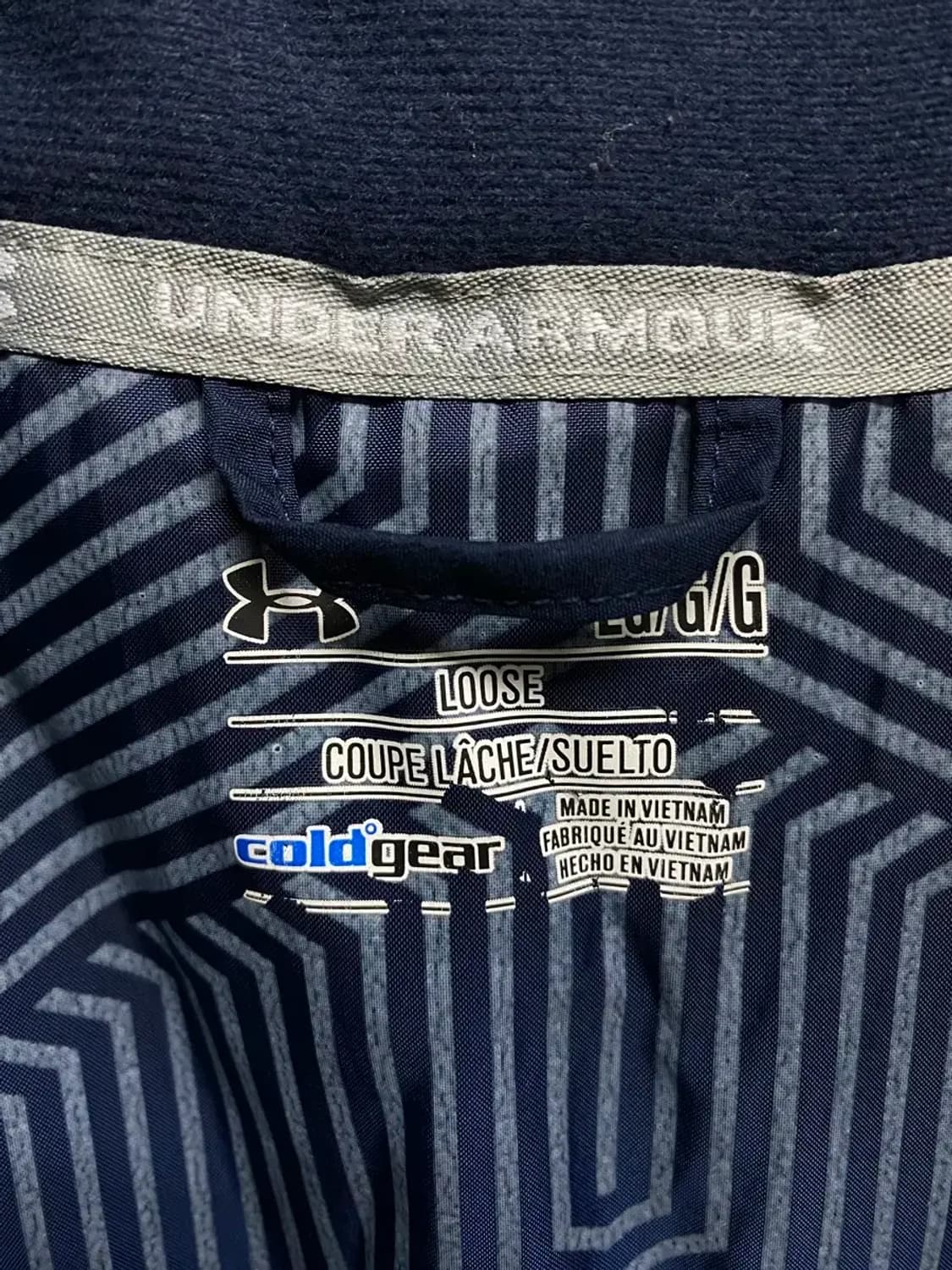 언더아머 토트넘 홋스퍼 네이비 패딩 L 상품이미지7