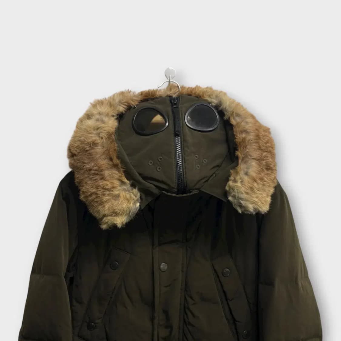 CP 컴퍼니 고글 다운 패딩 95 상품이미지2