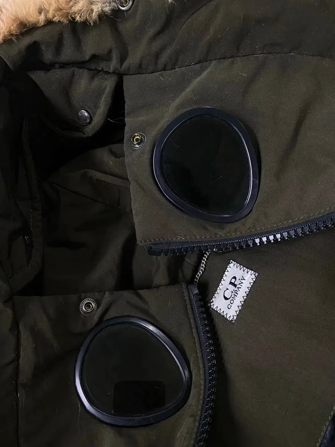 CP 컴퍼니 고글 다운 패딩 95 상품이미지5