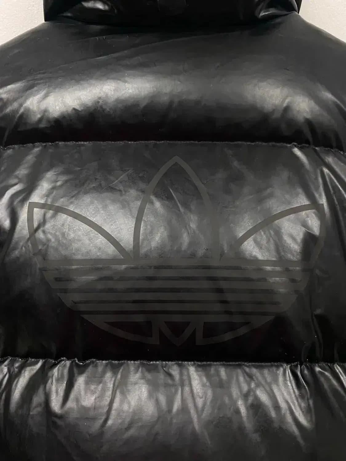 아디다스 오리지널 유광 숏패딩 덕다운 블랙 XS-M 상품이미지8