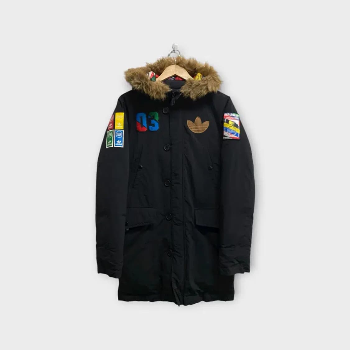 아디다스 불꽃 배지 덕다운 패딩 - 90 상품이미지1