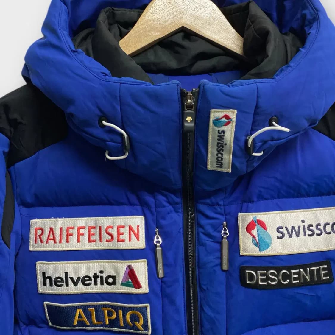 데상트 아우디 스키 덕다운 딥블루 패딩 S 상품이미지3