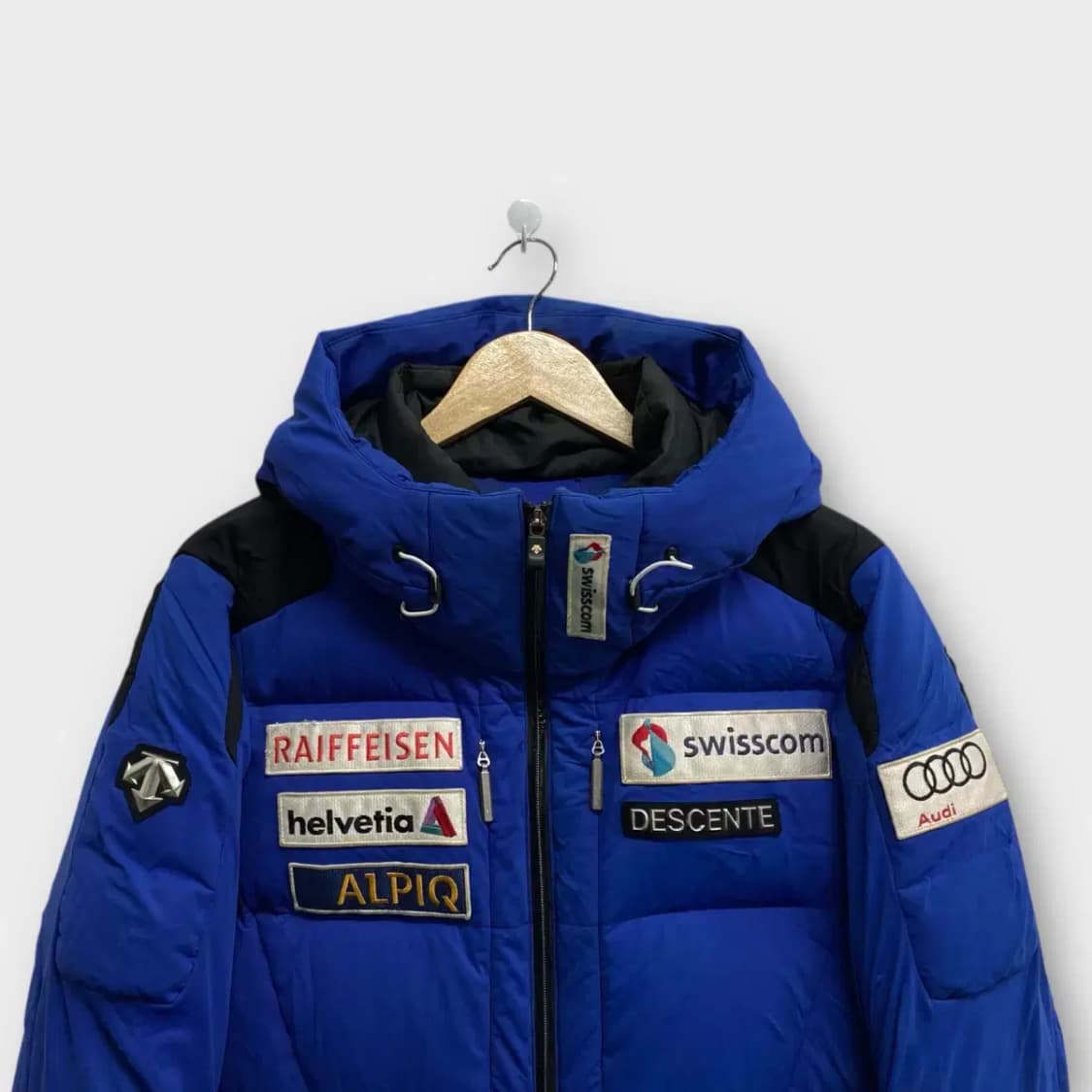 데상트 아우디 스키 덕다운 딥블루 패딩 S 상품이미지4