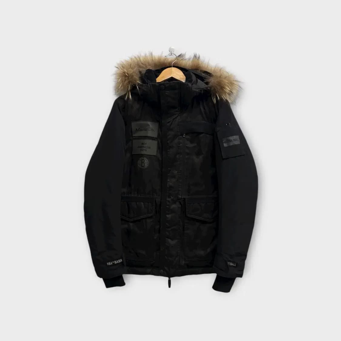 NBA 너구리털 다운패딩 M 상품이미지1